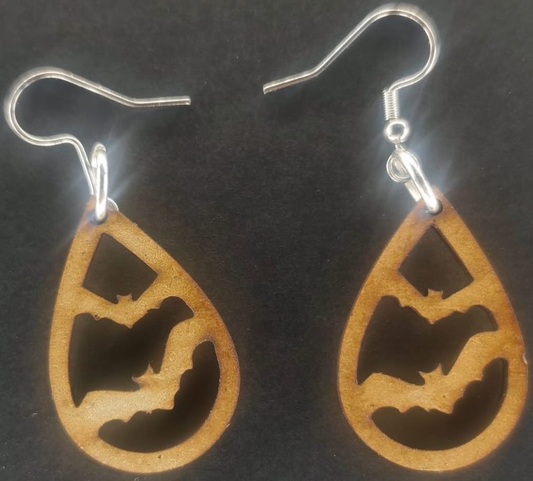 Aretes 2 murcielagos MDF 3 mm natural