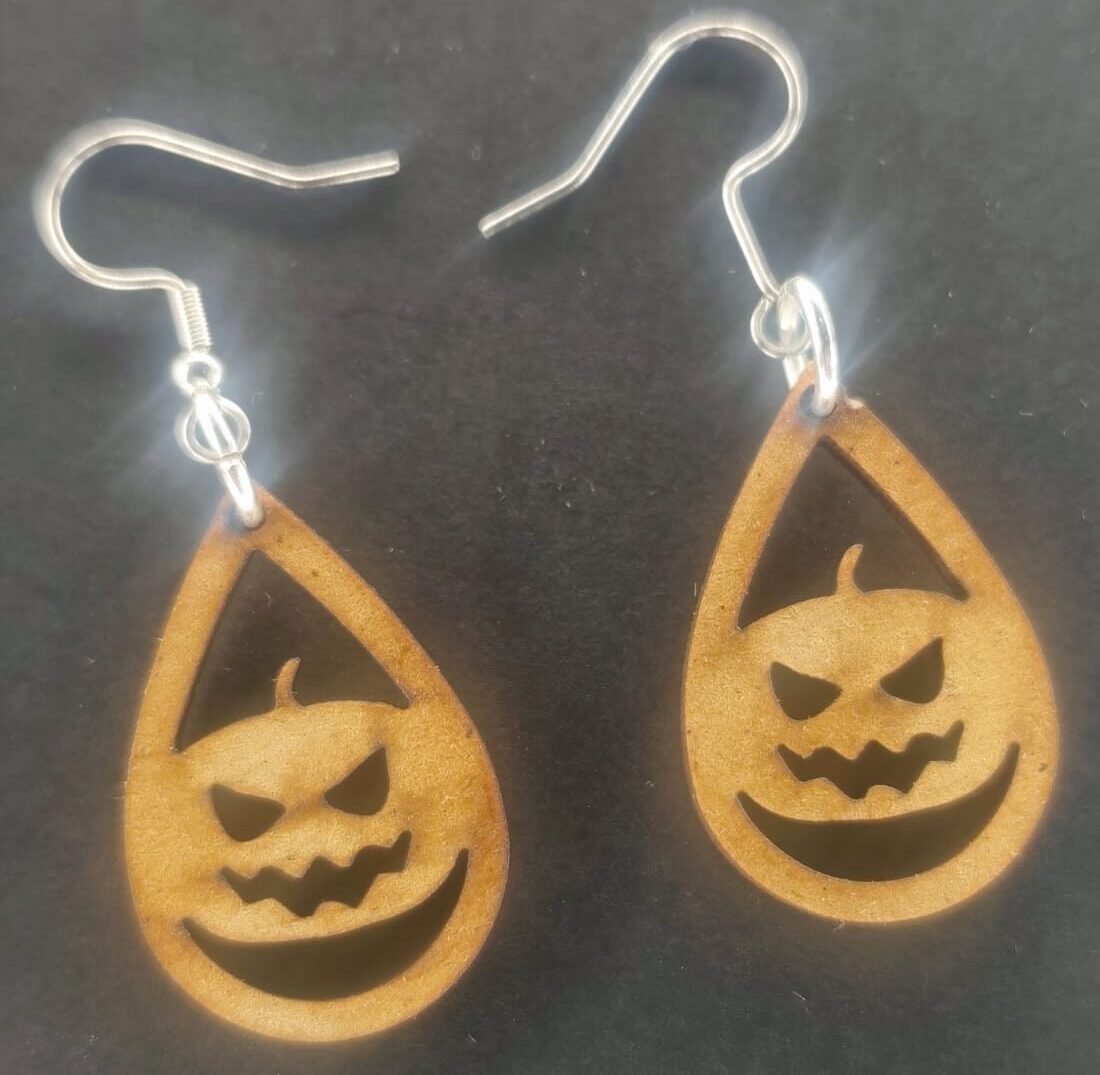 Aretes calabaza ojitos MDF 3 mm natural