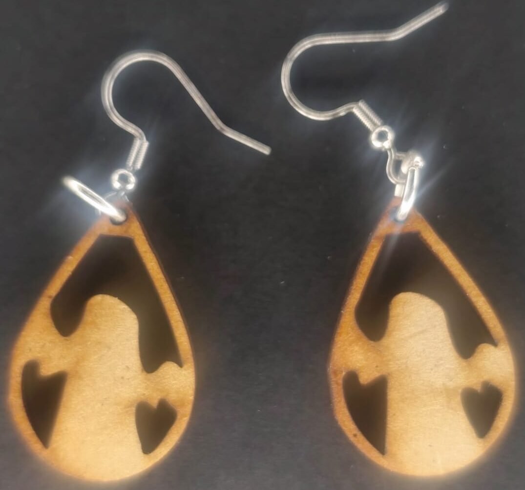 Aretes silueta de fantasma MDF 3 mm natural